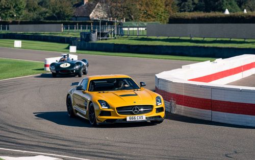 Joe Macari Goodwood track day 2020