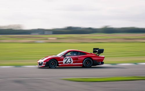 Joe Macari Goodwood track day 2020