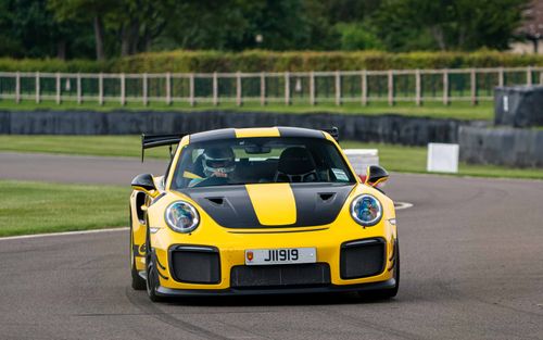 Joe Macari Goodwood track day 2021