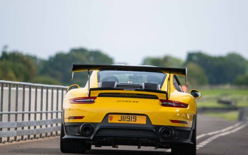 Joe Macari Goodwood track day 2021