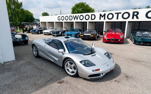 Joe Macari Goodwood track day 2021