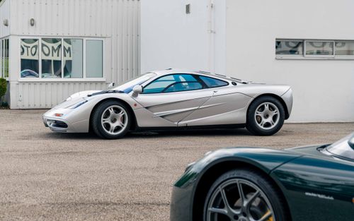 Joe Macari Goodwood track day 2021