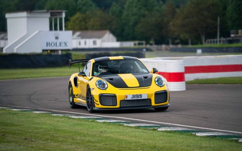 Joe Macari Goodwood track day 2021
