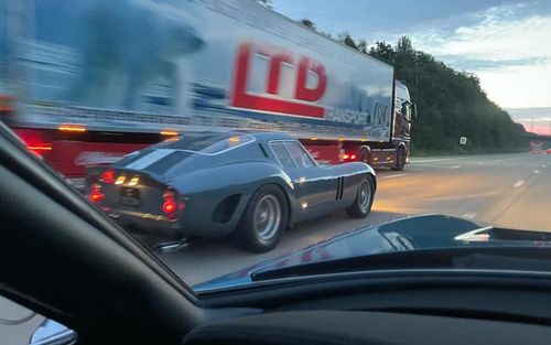 250 GTO and friends drive to Le Mans