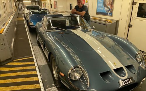 250 GTO and friends drive to Le Mans