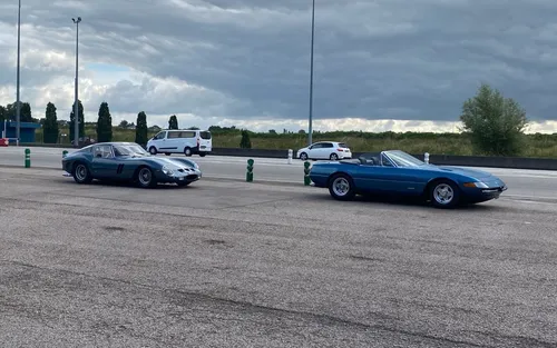 250 GTO and friends drive to Le Mans