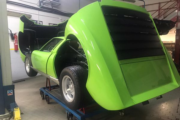 Lamborghini Miura P400 