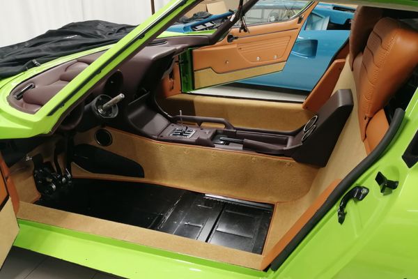 Lamborghini Miura P400 