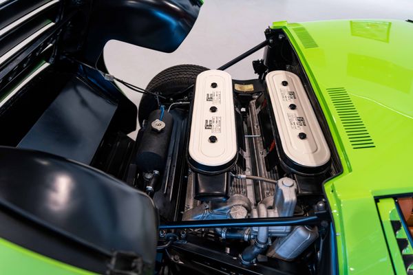 Lamborghini Miura P400 