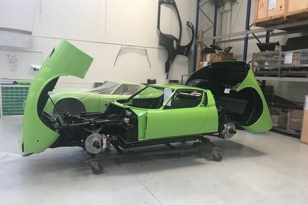 Lamborghini Miura P400 