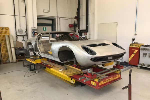 Lamborghini Miura P400 