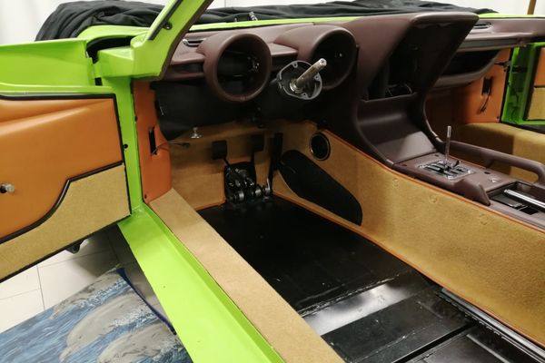 Lamborghini Miura P400 