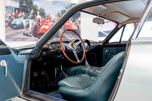 Ferrari 250 GT Lusso