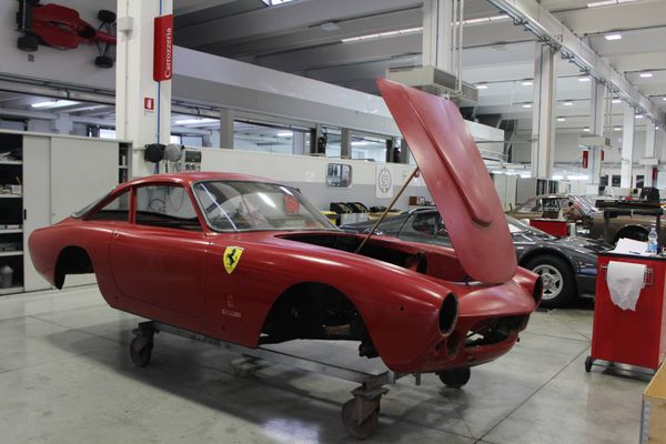 Ferrari 250 GT Lusso