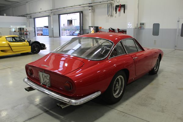Ferrari 250 GT Lusso