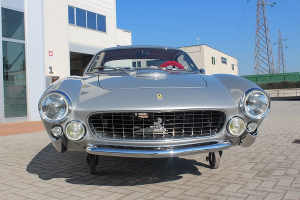 Ferrari 250 GT Lusso