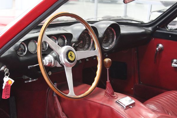 Ferrari 250 GT Lusso