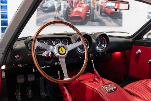 Ferrari 250 GT Lusso