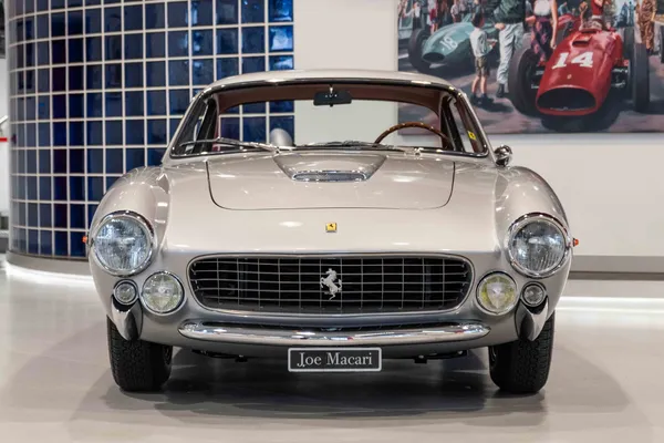 Ferrari 250 GT Lusso