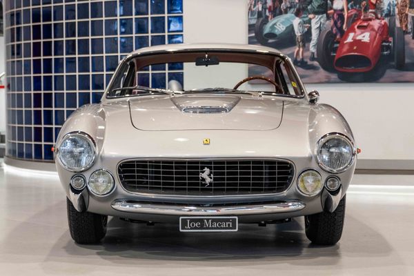 Ferrari 250 GT Lusso