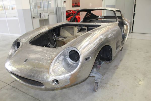 Ferrari 275 GTB 6 Carb