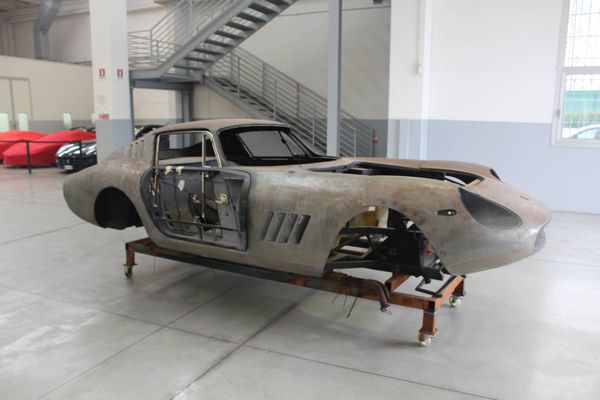 Ferrari 275 GTB 6 Carb