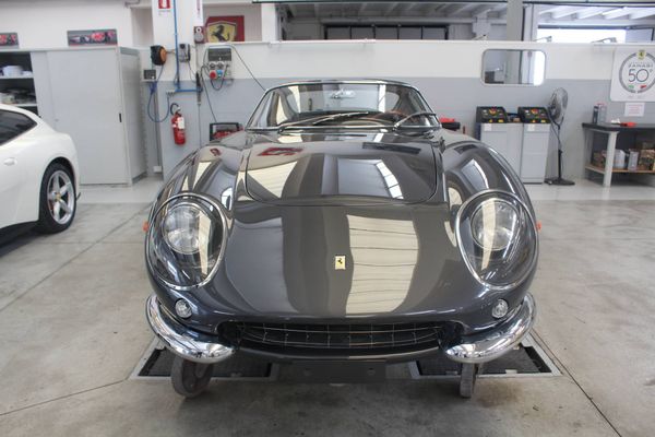 Ferrari 275 GTB 6 Carb