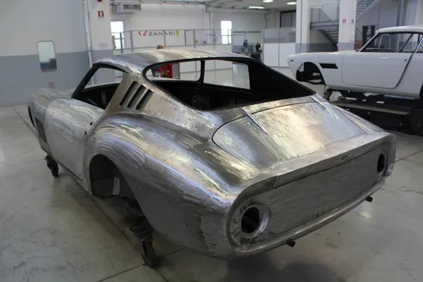 Ferrari 275 GTB 6 Carb