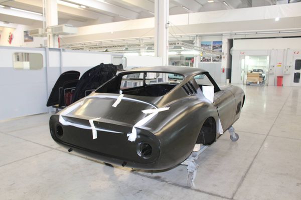 Ferrari 275 GTB 6 Carb