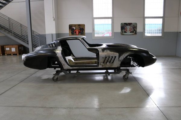 Ferrari 275 GTB 6 Carb