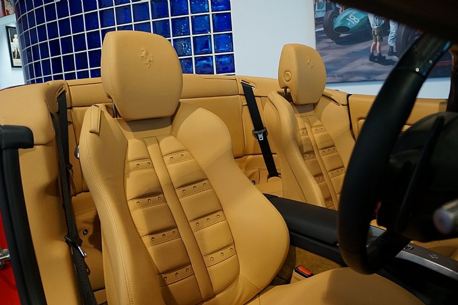 2010 Ferrari California (2010)