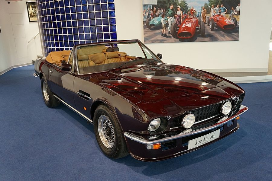 1987 Aston Martin V8 Volante