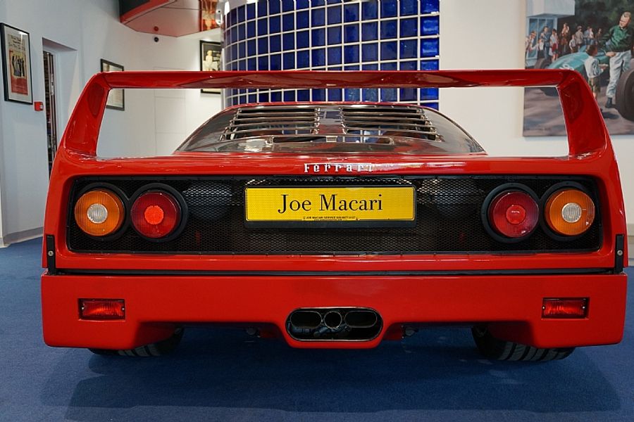 1990 Ferrari F40