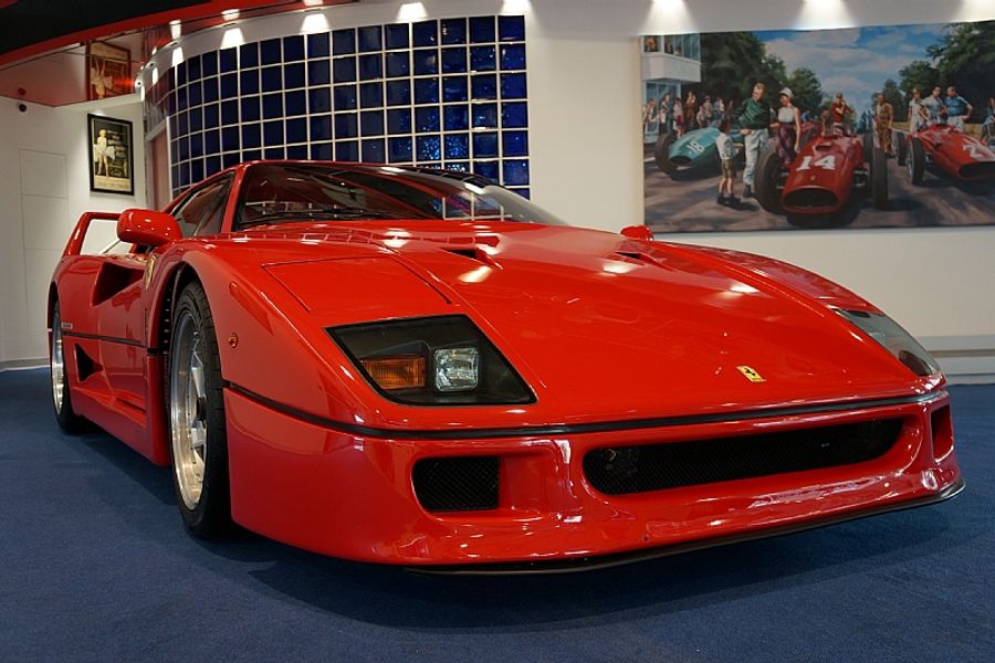 1990 Ferrari F40