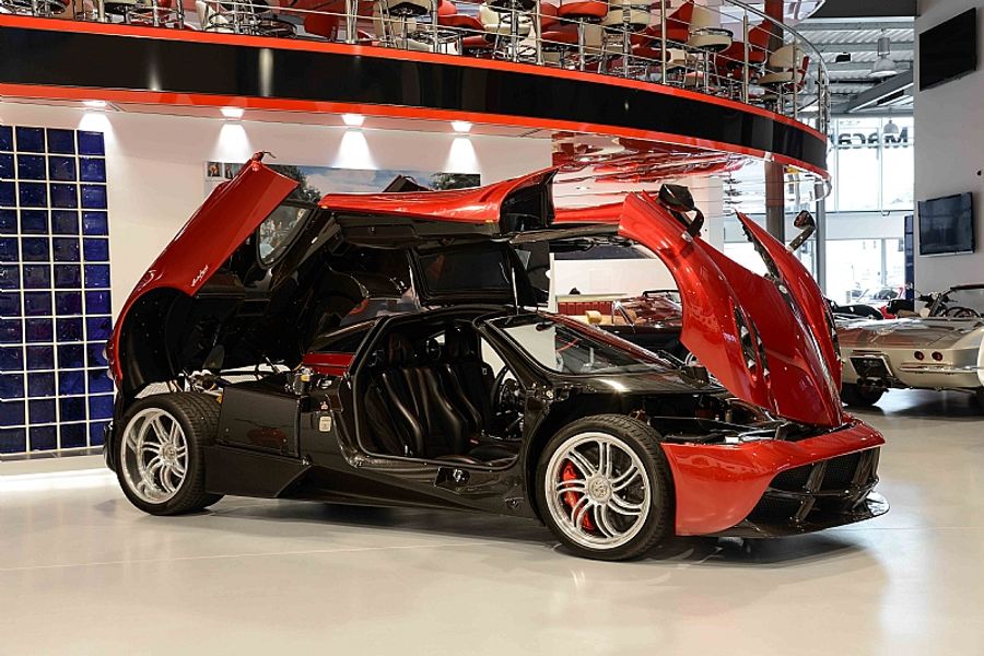 2013 Pagani Huayra