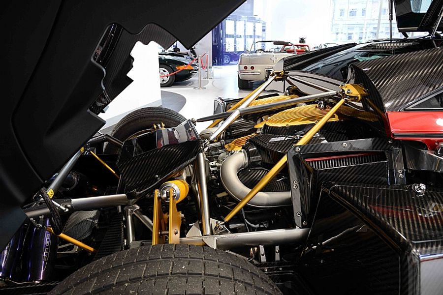 2013 Pagani Huayra