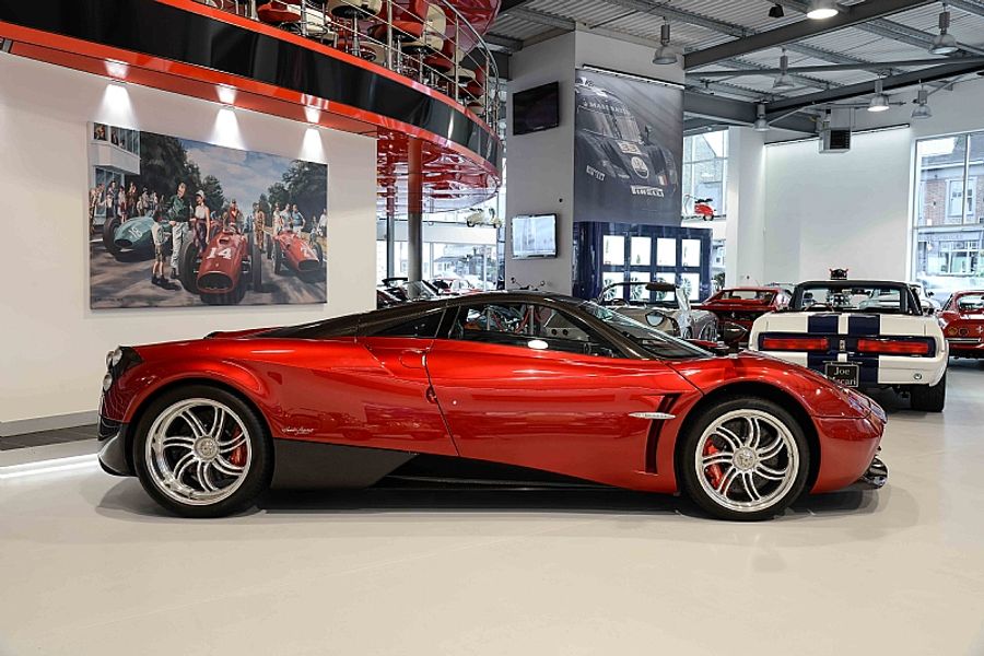 2013 Pagani Huayra