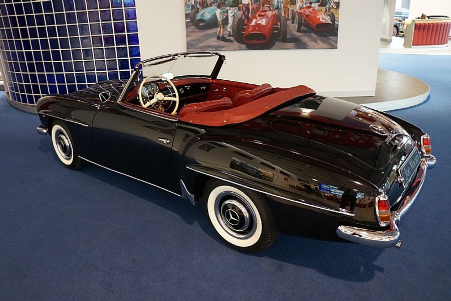1957 Mercedes Benz 190 SL Roadster