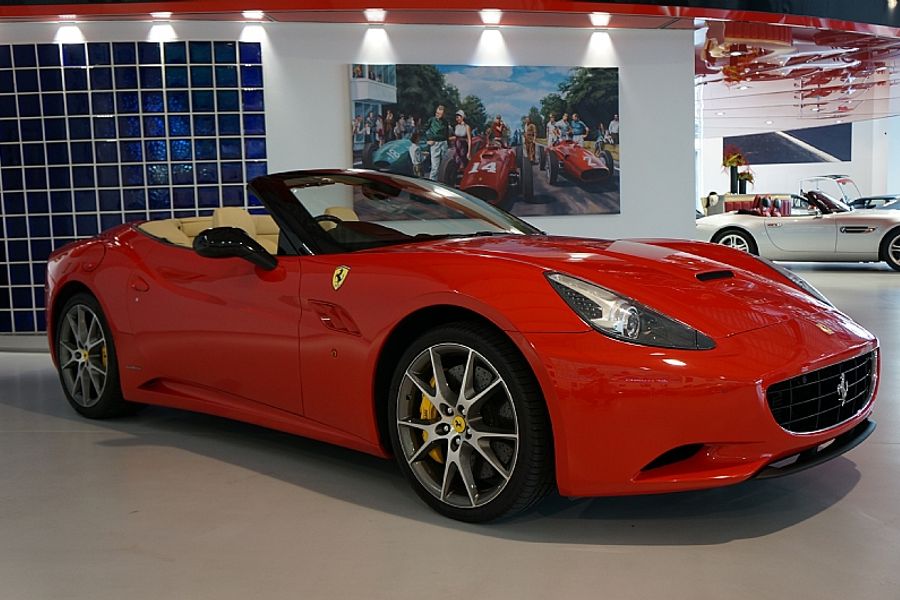 2010 Ferrari California