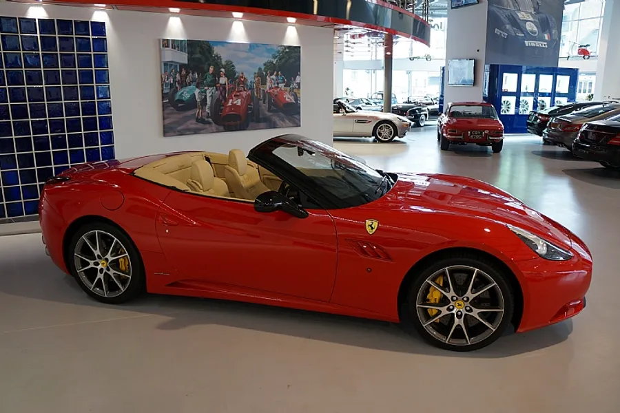 2010 Ferrari California