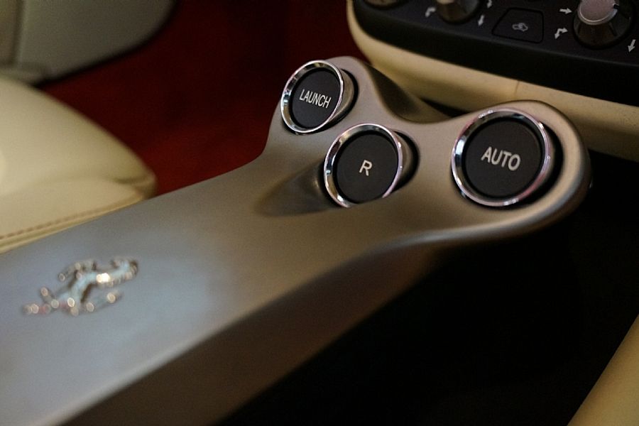 2010 Ferrari California