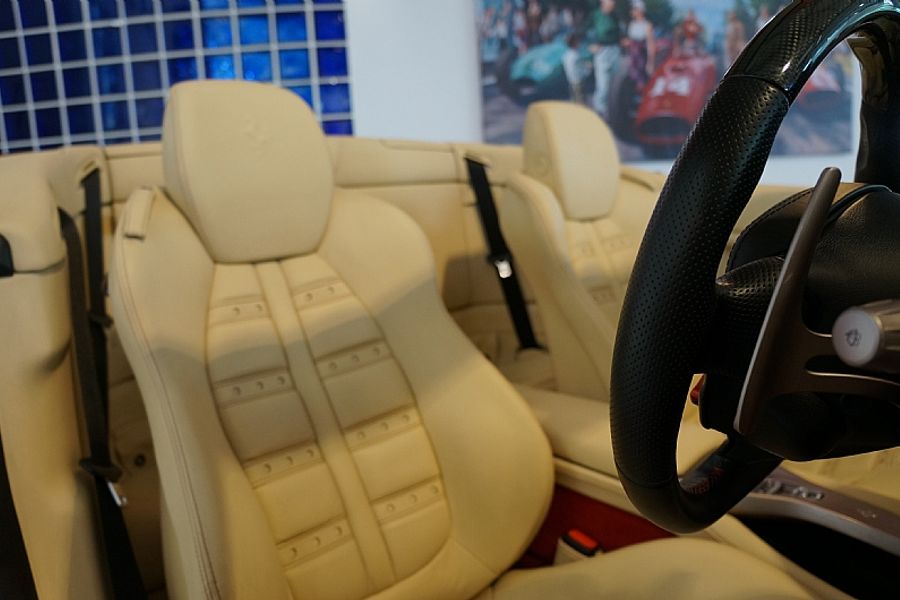 2010 Ferrari California
