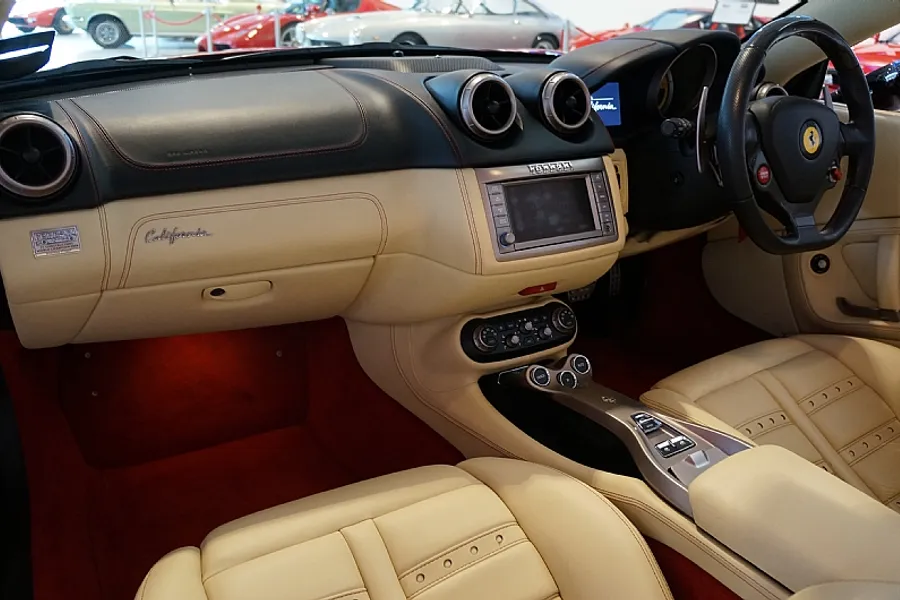 2010 Ferrari California