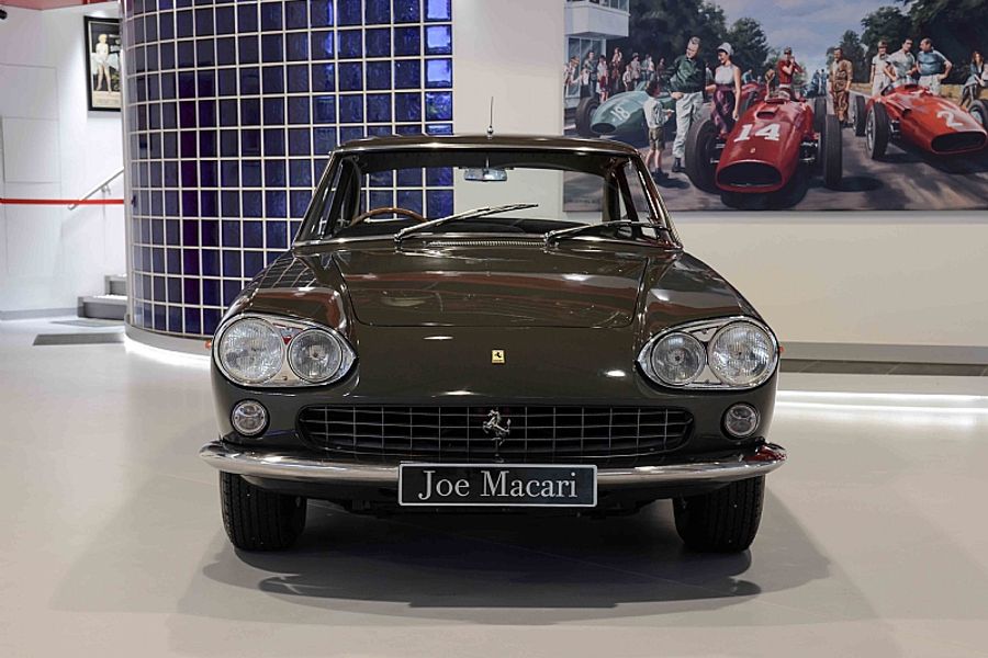 1965 Ferrari 330 GT 2+2 Mk 1