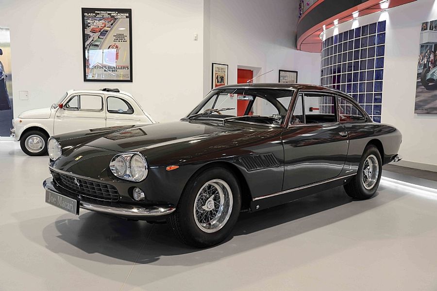 1965 Ferrari 330 GT 2+2 Mk 1