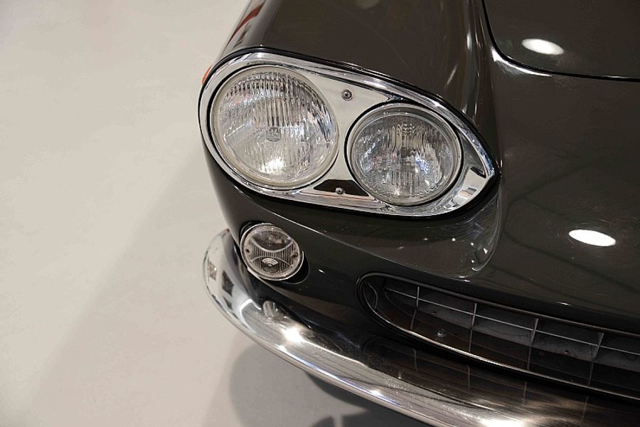 1965 Ferrari 330 GT 2+2 Mk 1