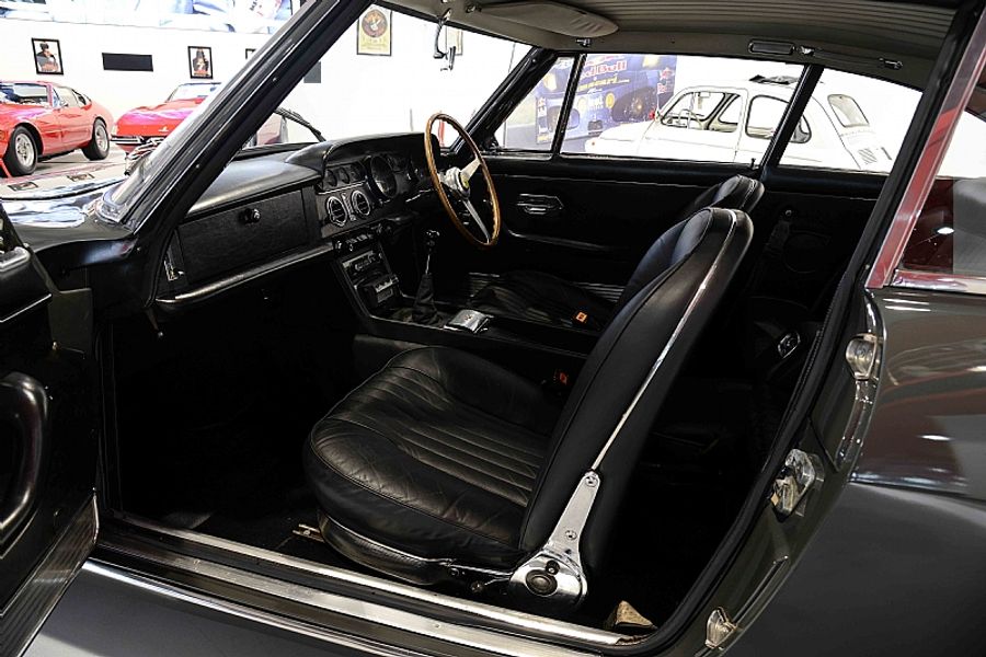 1965 Ferrari 330 GT 2+2 Mk 1