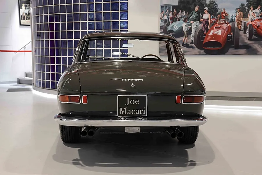 1965 Ferrari 330 GT 2+2 Mk 1