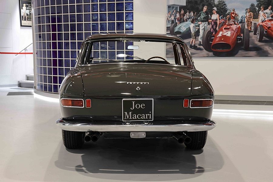 1965 Ferrari 330 GT 2+2 Mk 1