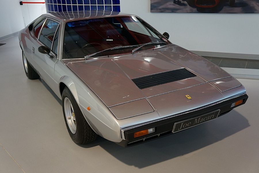 1979 Ferrari 308 GT4